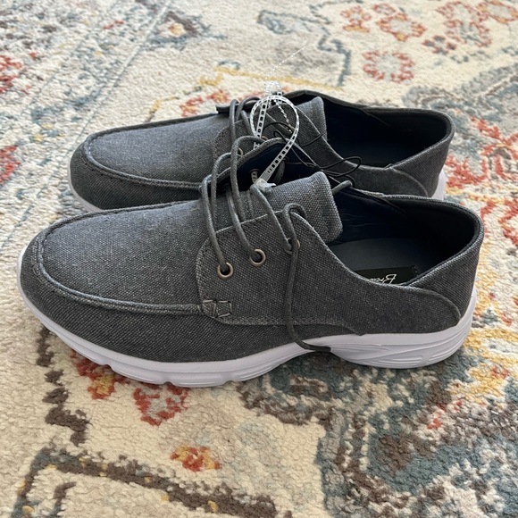 🚨 New mens shoes 🚨 - Picture 2 of 3